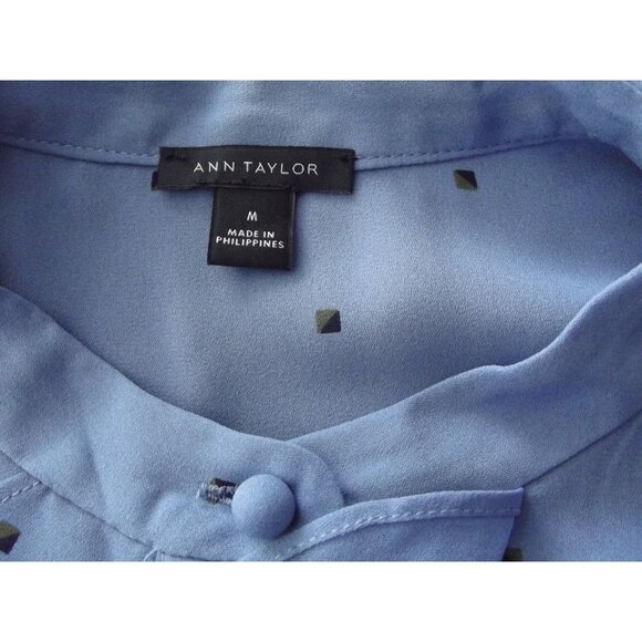 Ann Taylor Blouse Womens Size Medium blue Button-Down Shirt print ruffle pleated - Picture 3 of 11